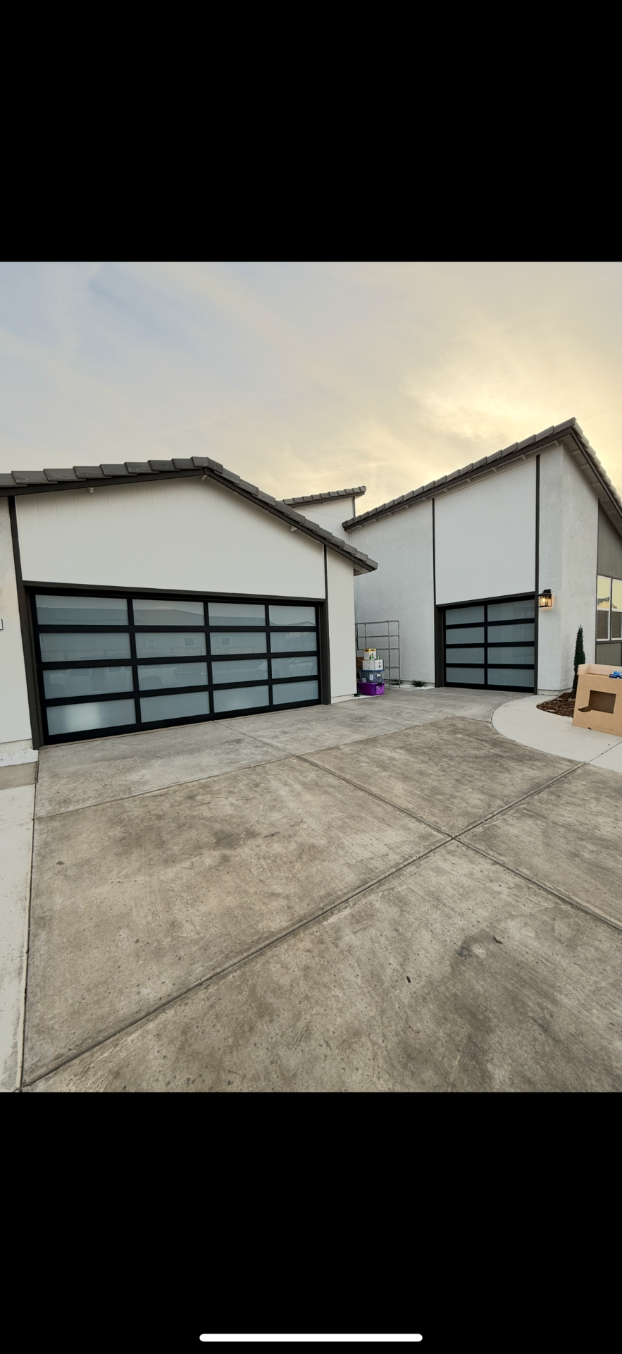 Full-View Glass & Aluminum example